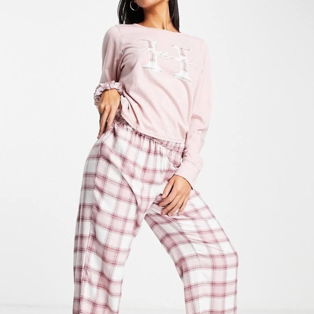 Hollister pajama set size M